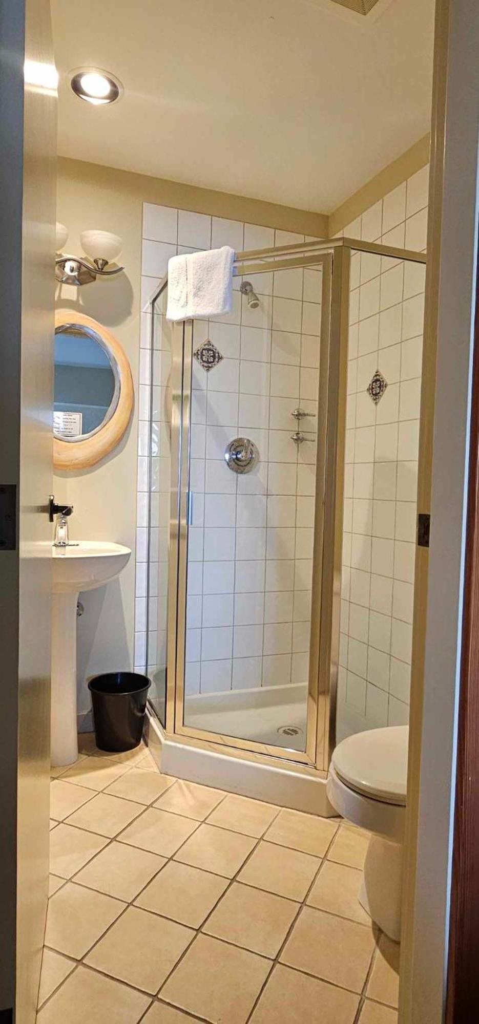 Moon Water Lodge Malahat 외부 사진