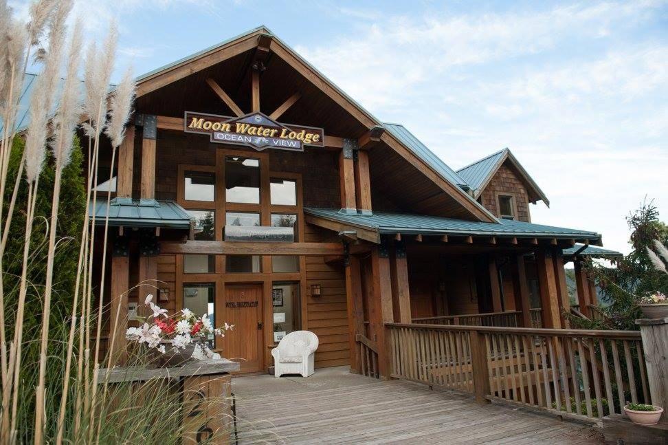 Moon Water Lodge Malahat 외부 사진