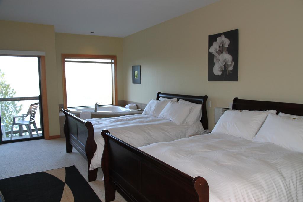 Moon Water Lodge Malahat 객실 사진