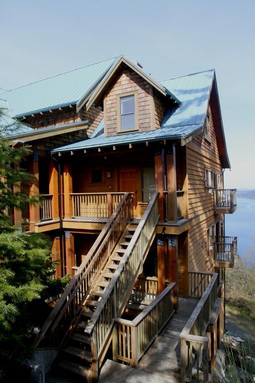 Moon Water Lodge Malahat 외부 사진